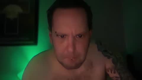 hand_banana_420 online show from October 2025 03:04:02 AM