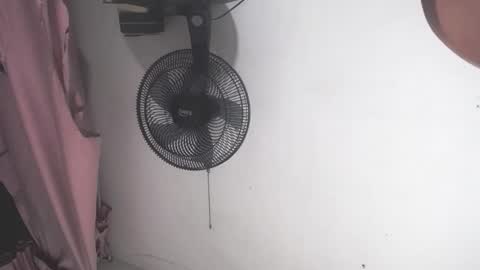 handsome_invictusiv online show from December 2025 12:51:01 AM