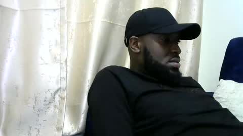 handsome king online show from December 2024 04:39:02 PM