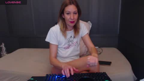 Snapshot of hanna_ha chatting on December 2025 08:50:02 PM hanna_ha online show from December 2025 08:50:02 PM