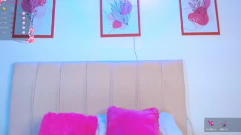 Eliana online show from December 2024 11:29:02 PM