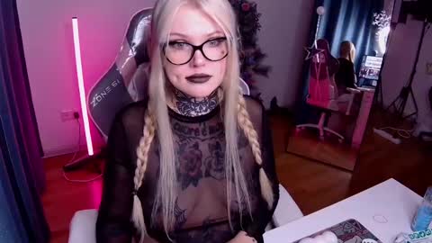 Hannah online show from January 2025 03:45:01 AM