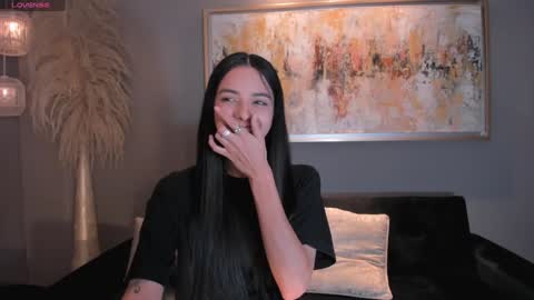 Snapshot of hannahjamesx chatting on December 2024 04:26:01 PM HANNAH J online show from December 2024 04:26:01 PM