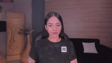 Snapshot of hannahjamesx chatting on January 2025 06:46:01 PM HANNAH J online show from January 2025 06:46:01 PM