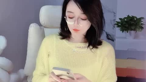 Snapshot of happysweetie168 chatting on December 2024 01:35:02 PM Daisy online show from December 2024 01:35:02 PM