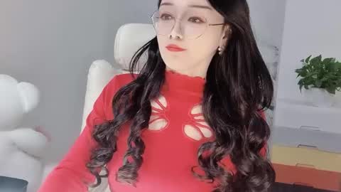 Snapshot of happysweetie168 chatting on January 2025 05:23:02 PM Daisy online show from January 2025 05:23:02 PM