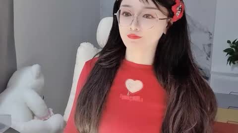 Snapshot of happysweetie168 chatting on February 2025 03:18:01 AM Daisy online show from February 2025 03:18:01 AM