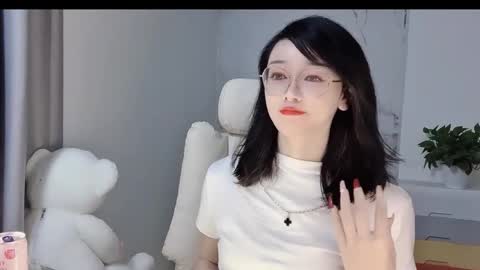 Snapshot of happysweetie168 chatting on March 2025 04:17:02 AM Daisy online show from March 2025 04:17:02 AM