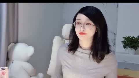 Snapshot of happysweetie168 chatting on March 2025 02:10:02 PM Daisy online show from March 2025 02:10:02 PM