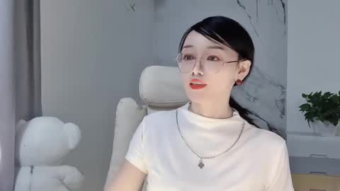 Snapshot of happysweetie168 chatting on March 2025 05:18:02 PM Daisy online show from March 2025 05:18:02 PM