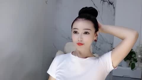 Snapshot of happysweetie168 chatting on September 2025 05:07:01 AM Daisy online show from September 2025 05:07:01 AM