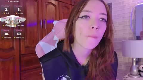 Harper online show from November 2025 08:51:01 PM