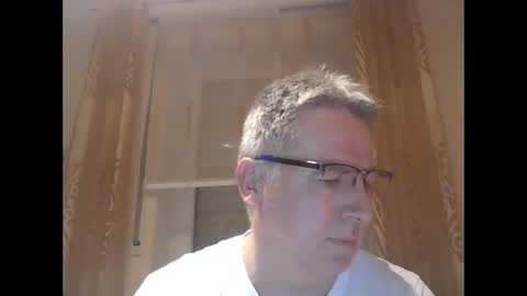 Snapshot of hartl67 chatting on February 2025 01:11:01 AM hartl67 online show from February 2025 01:11:01 AM