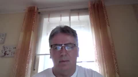 Snapshot of hartl67 chatting on December 2025 02:45:02 PM hartl67 online show from December 2025 02:45:02 PM