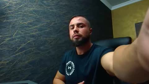 Snapshot of hayeswood chatting on November 2025 05:50:02 AM HayesWood online show from November 2025 05:50:02 AM