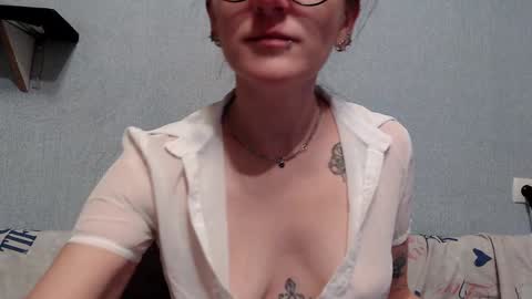 HelenRed online show from January 2025 10:21:02 AM