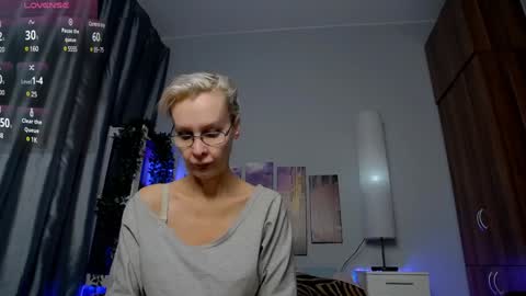 Helga online show from January 2025 03:54:02 AM