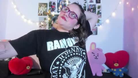 Snapshot of hellen21rose chatting on November 2025 06:13:01 AM hellen online show from November 2025 06:13:01 AM