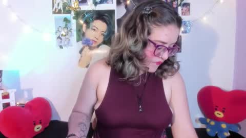 Snapshot of hellen21rose chatting on December 2025 04:09:01 AM hellen online show from December 2025 04:09:01 AM