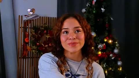 Snapshot of hercyqueen chatting on December 2025 03:03:01 AM hercyqueen online show from December 2025 03:03:01 AM