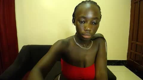 Snapshot of hevyn_sweetness chatting on November 2025 07:36:02 PM Hevyn online show from November 2025 07:36:02 PM