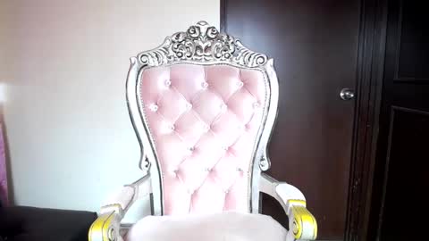 holly online show from September 2025 12:53:01 PM