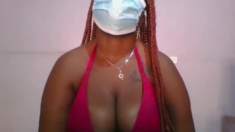 honey_beb online show from September 2025 02:57:01 AM