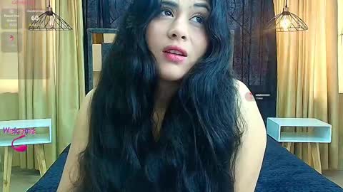 Honey Love online show from September 2025 01:34:02 PM