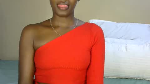 Snapshot of honeypie78 chatting on December 2025 07:34:02 PM Becky online show from December 2025 07:34:02 PM