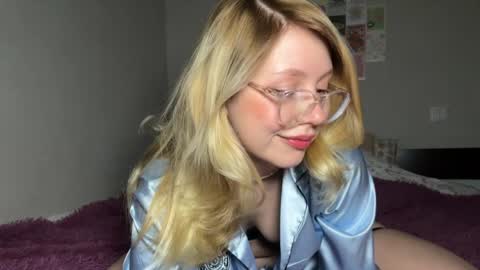 Audrey online show from January 2025 02:03:02 AM