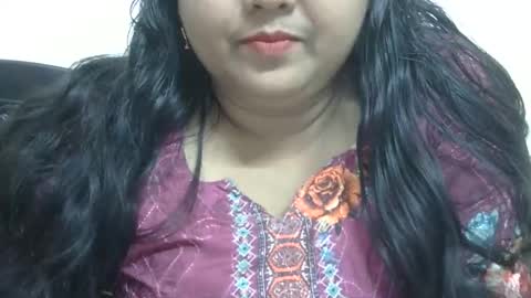 Snapshot of horneydesibabe chatting on December 2024 06:31:01 PM horneydesibabe online show from December 2024 06:31:01 PM