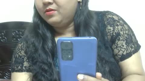 Snapshot of horneydesibabe chatting on December 2024 06:15:02 PM horneydesibabe online show from December 2024 06:15:02 PM