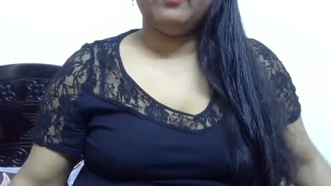 Snapshot of horneydesibabe chatting on December 2024 09:47:02 AM horneydesibabe online show from December 2024 09:47:02 AM