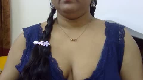 Snapshot of horneydesibabe chatting on January 2025 11:09:02 AM horneydesibabe online show from January 2025 11:09:02 AM