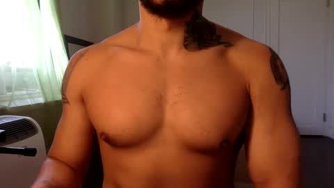 Snapshot of hornybbcxx chatting on December 2024 06:28:02 PM hornybbcxx online show from December 2024 06:28:02 PM