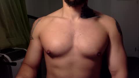 Snapshot of hornybbcxx chatting on December 2024 11:17:01 PM hornybbcxx online show from December 2024 11:17:01 PM