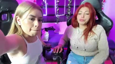 hornyy mom online show from December 2024 01:17:02 PM