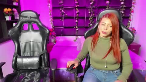 hornyy mom online show from January 2025 01:10:02 PM