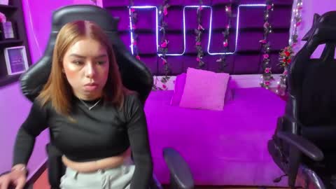 hornyy mom online show from January 2025 11:26:01 AM