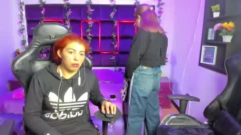 hornyy mom online show from January 2025 12:00:01 PM