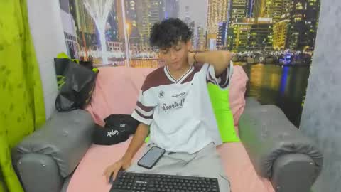 hot bunny online show from December 2025 01:07:01 PM