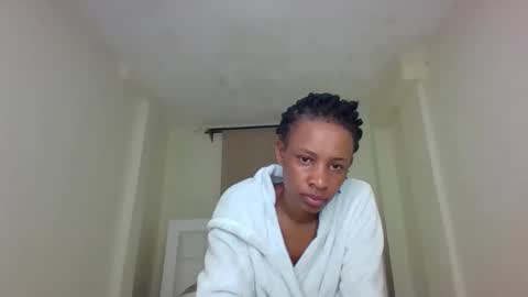 hottiequeen01 online show from September 2025 03:19:02 AM