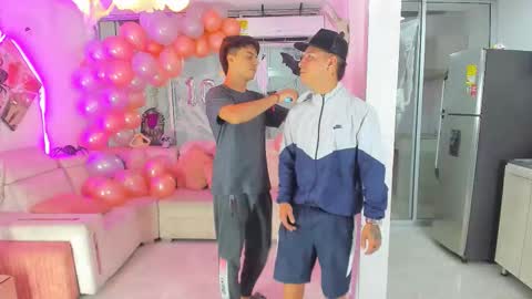 Snapshot of houseofwarrios chatting on October 2025 05:10:01 AM we are Harry Jersi pablo and our mod talco online show from October 2025 05:10:01 AM