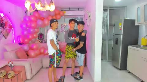 Snapshot of houseofwarrios chatting on October 2025 05:31:01 AM we are Harry Jersi pablo and our mod talco online show from October 2025 05:31:01 AM