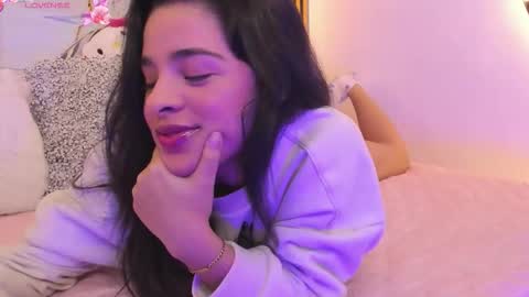 Snapshot of i_karly chatting on November 2025 01:10:01 PM i_karly online show from November 2025 01:10:01 PM