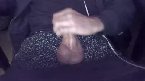 Snapshot of i_love_sluts247 chatting on December 2025 02:49:01 AM i_love_sluts247 online show from December 2025 02:49:01 AM