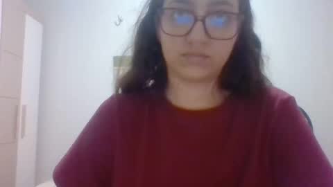 iam_amalia online show from December 2025 12:30:01 AM