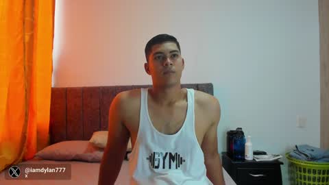Dylan  independent model  online show from December 2024 08:57:02 PM