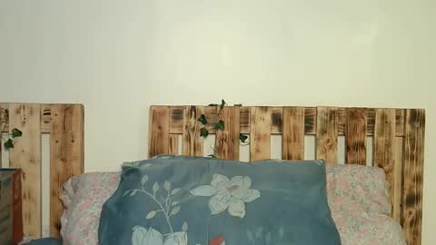 icyguurl online show from September 2025 04:12:02 PM