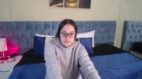 Icy online show from December 2024 11:40:01 AM